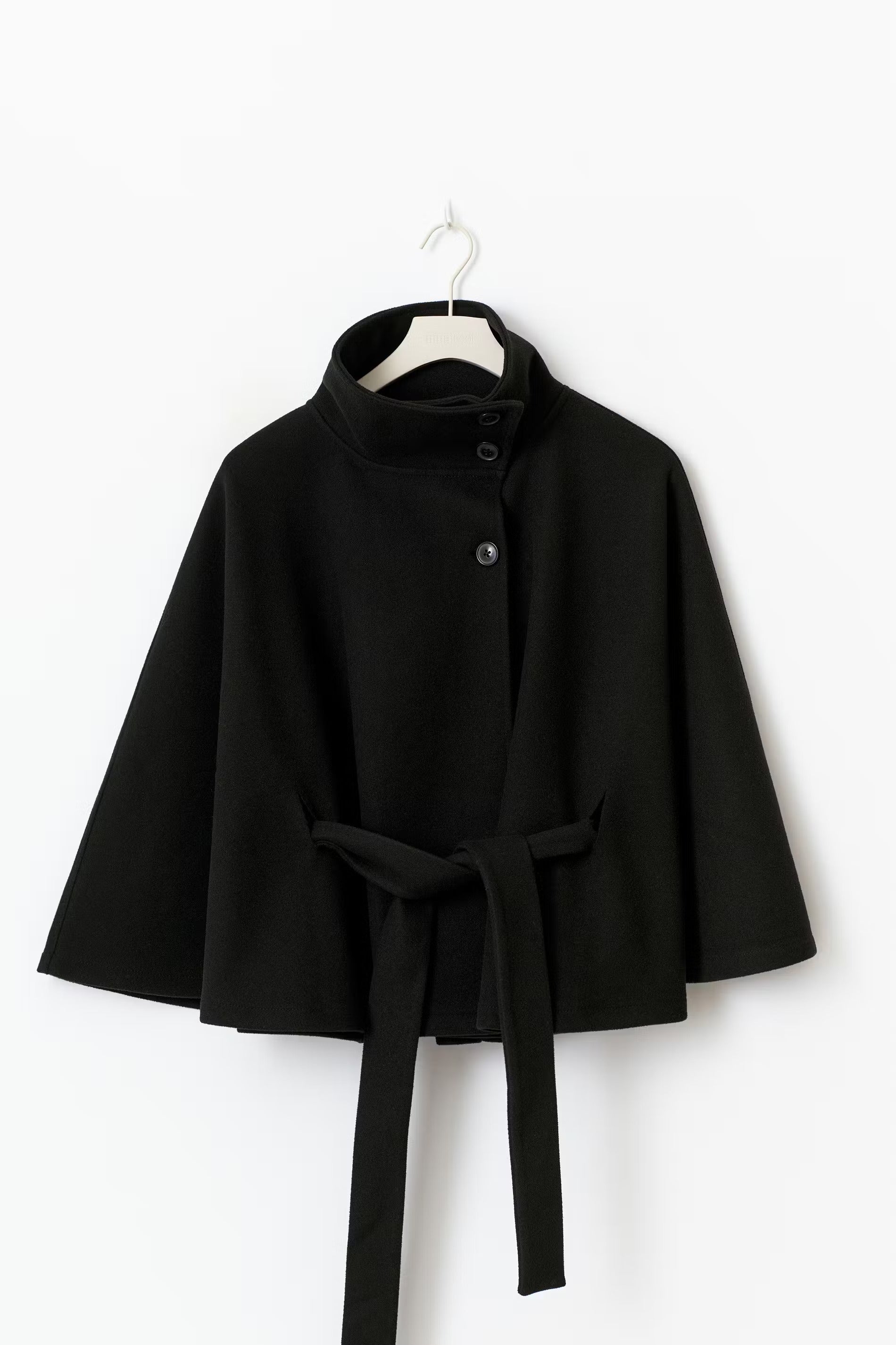 Céora | Cape Coat