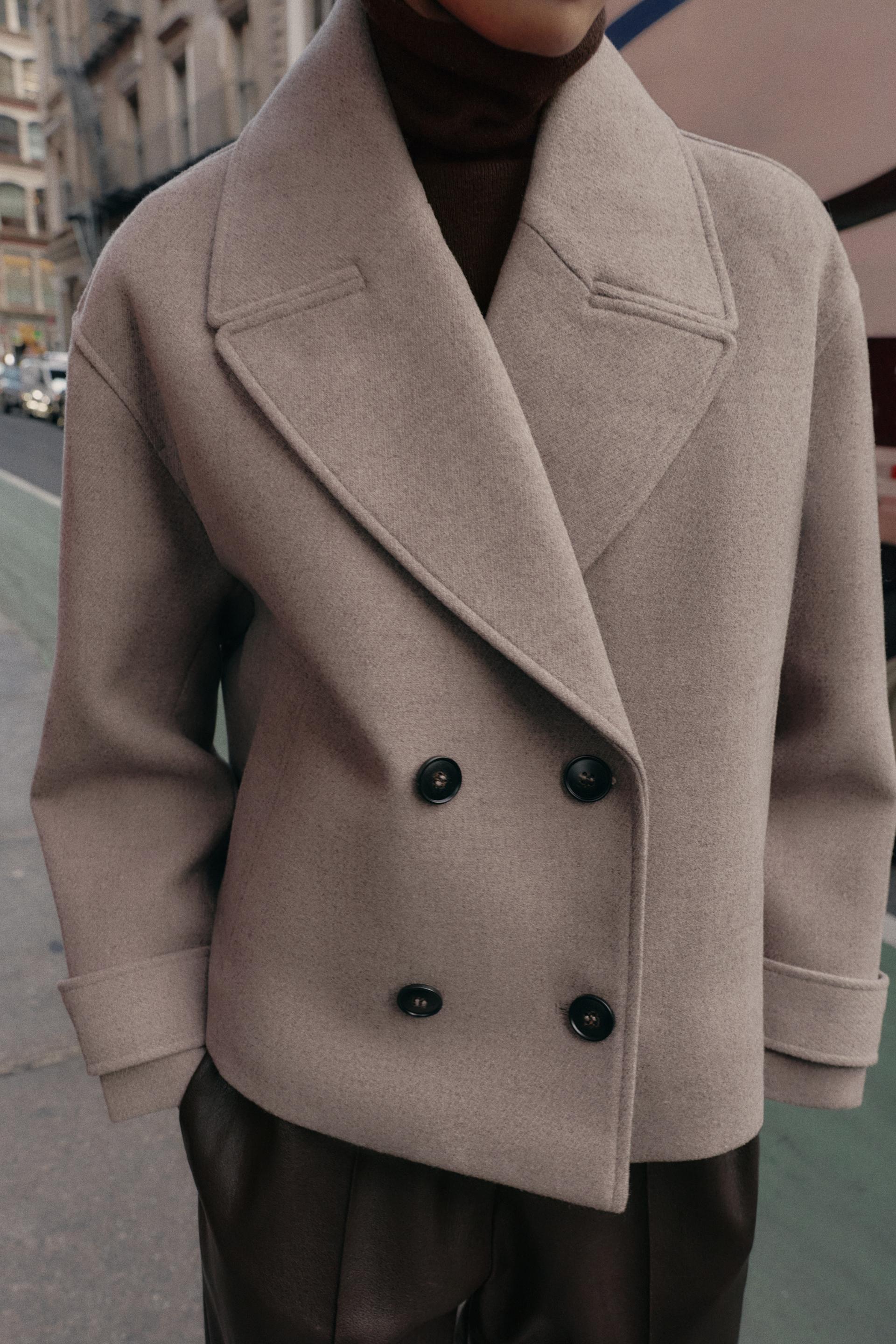 Amara | Short Wool Coat