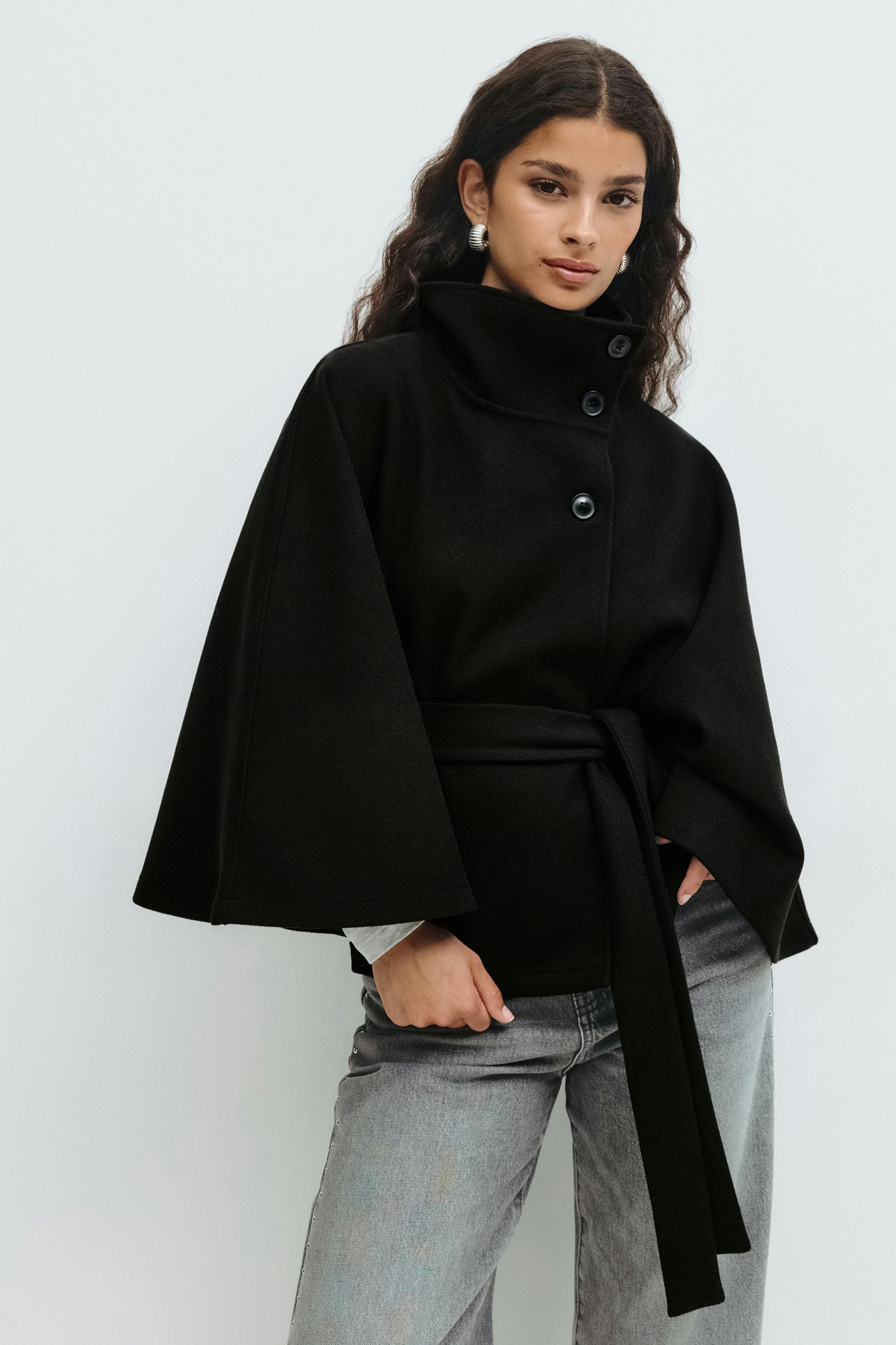Isolde | Cape Jacket